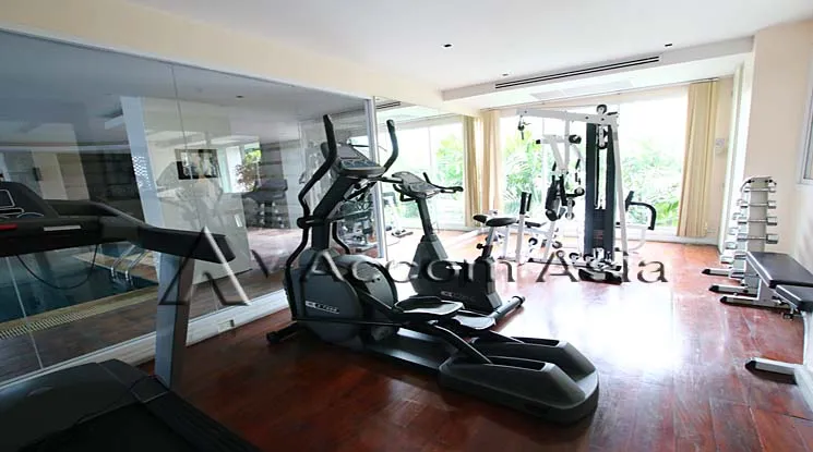  2 br Condominium For Rent in Ploenchit ,Bangkok BTS Ratchadamri at Baan Thanon Sarasin AA17276