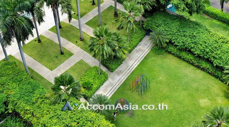  3 br Condominium for rent and sale in Sathorn ,Bangkok BRT Thanon Chan at Bangkok Garden Condominium AA20799