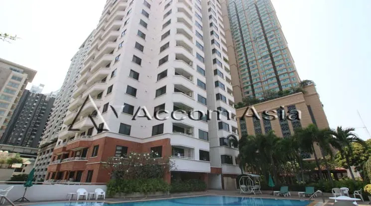  2 br Apartment For Rent in Ploenchit ,Bangkok BTS Ratchadamri at Easily walk to Ratchadamri BTS AA12502