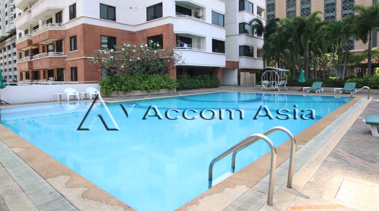  2 br Apartment For Rent in Ploenchit ,Bangkok BTS Ratchadamri at Easily walk to Ratchadamri BTS AA12502