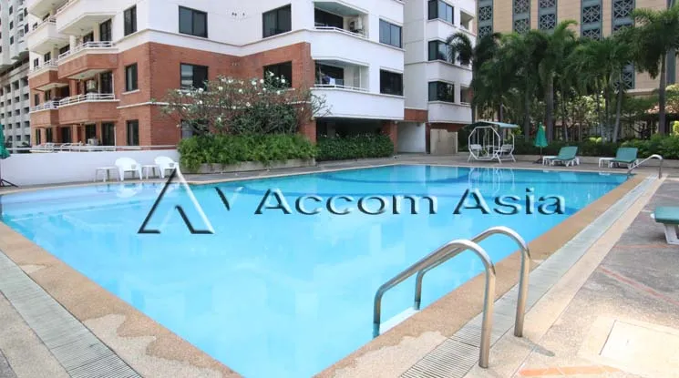  2 br Apartment For Rent in Ploenchit ,Bangkok BTS Ratchadamri at Easily walk to Ratchadamri BTS AA12502