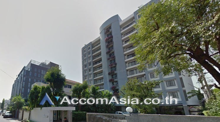  3 br Apartment For Rent in Sathorn ,Bangkok BTS Surasak at Low rise Apartment Building AA43848