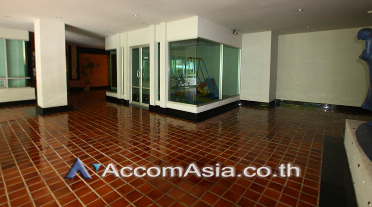  3 br Apartment for rent and sale in Sathorn ,Bangkok MRT Lumphini - BTS Chong Nonsi at Exclusive Privacy Residence 13000273