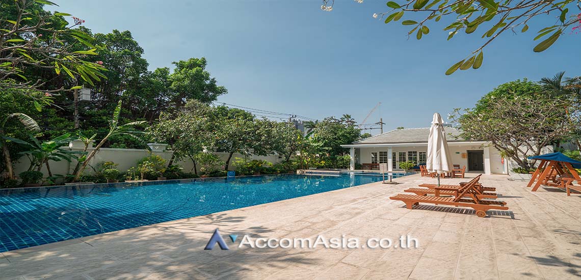  2 br Apartment For Rent in Sathorn ,Bangkok MRT Lumphini at Amazing residential AA23093