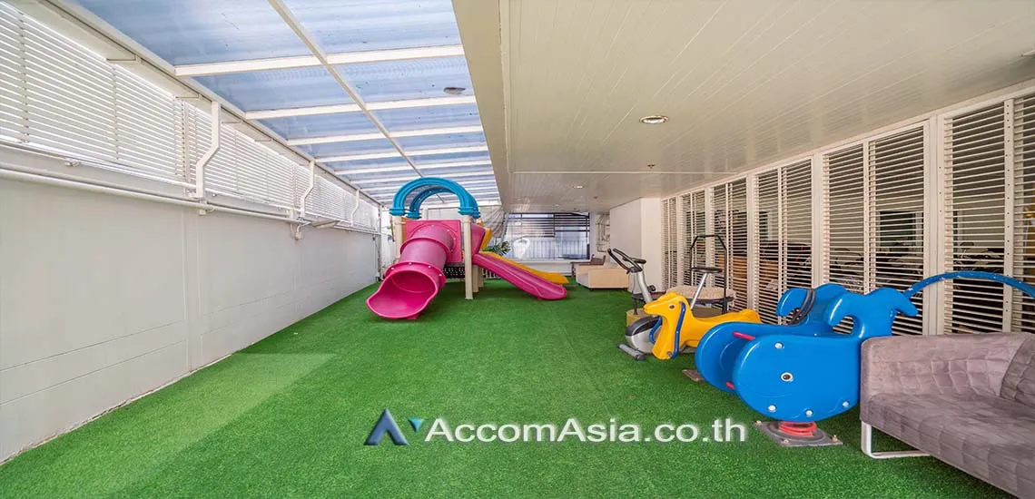  4 br Apartment for rent and sale in Sathorn ,Bangkok MRT Lumphini at Amazing residential AA28248