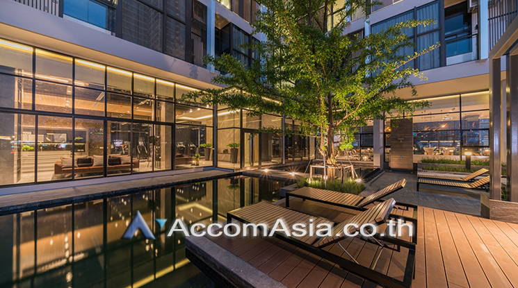  1 br Condominium For Sale in Phaholyothin ,Bangkok ARL Makkasan - MRT Rama 9 at Chewathai Residence Asoke AA32503