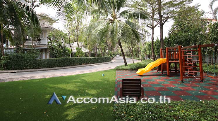  4 br House For Rent in Sukhumvit ,Bangkok BTS Thong Lo at Privacy and Peaceful AA12342
