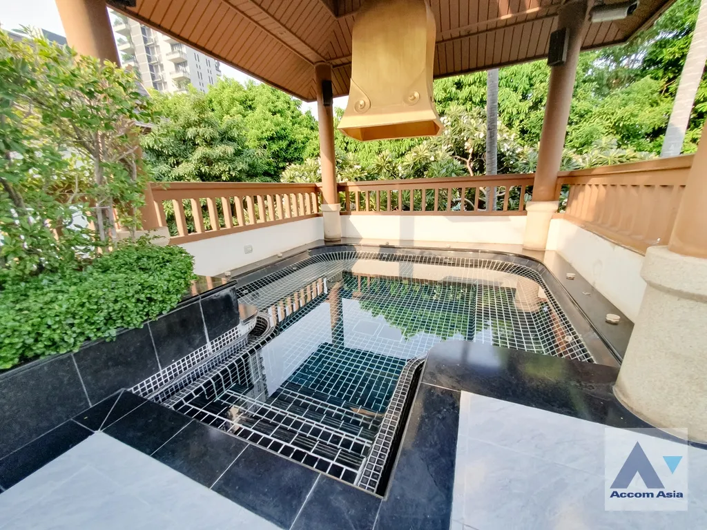  4 br House For Rent in Sathorn ,Bangkok BTS Saint Louis - BRT Thanon Chan at Exclusive Resort Style Home  AA43407