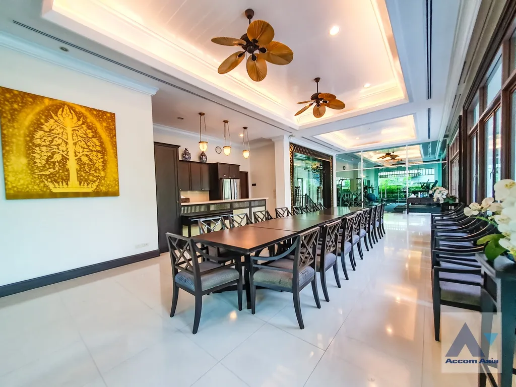 4 br House For Rent in Sathorn ,Bangkok BTS Saint Louis - BRT Thanon Chan at Exclusive Resort Style Home  AA43238