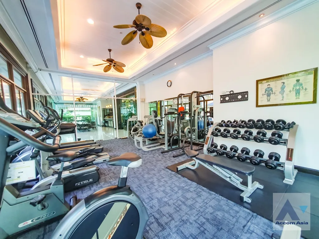  4 br House For Rent in Sathorn ,Bangkok BTS Saint Louis - BRT Thanon Chan at Exclusive Resort Style Home  AA43407