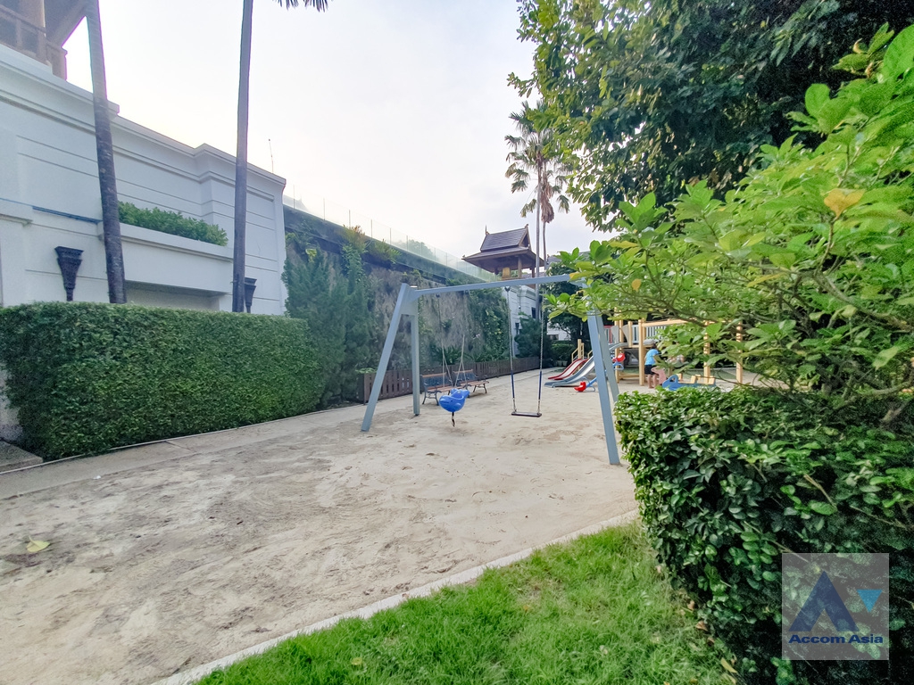  4 br House For Rent in Sathorn ,Bangkok BTS Saint Louis - BRT Thanon Chan at Exclusive Resort Style Home  AA43407