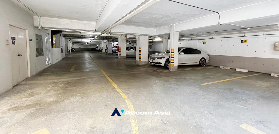  2 br Condominium For Sale in Ploenchit ,Bangkok BTS Chitlom at Chidlom Place AA41933