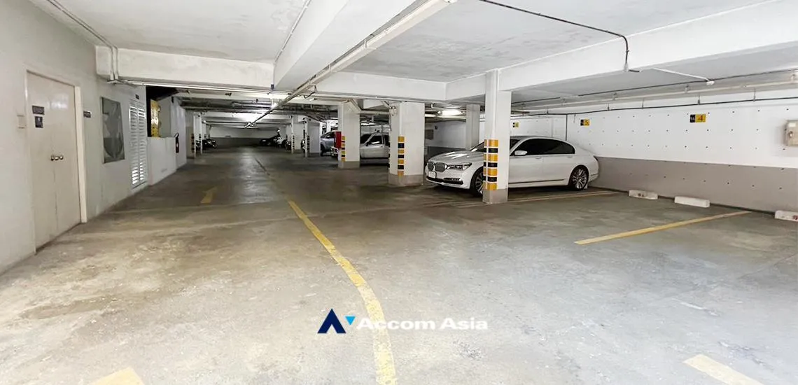  3 br Condominium for rent and sale in Ploenchit ,Bangkok BTS Chitlom at Chidlom Place AA33293