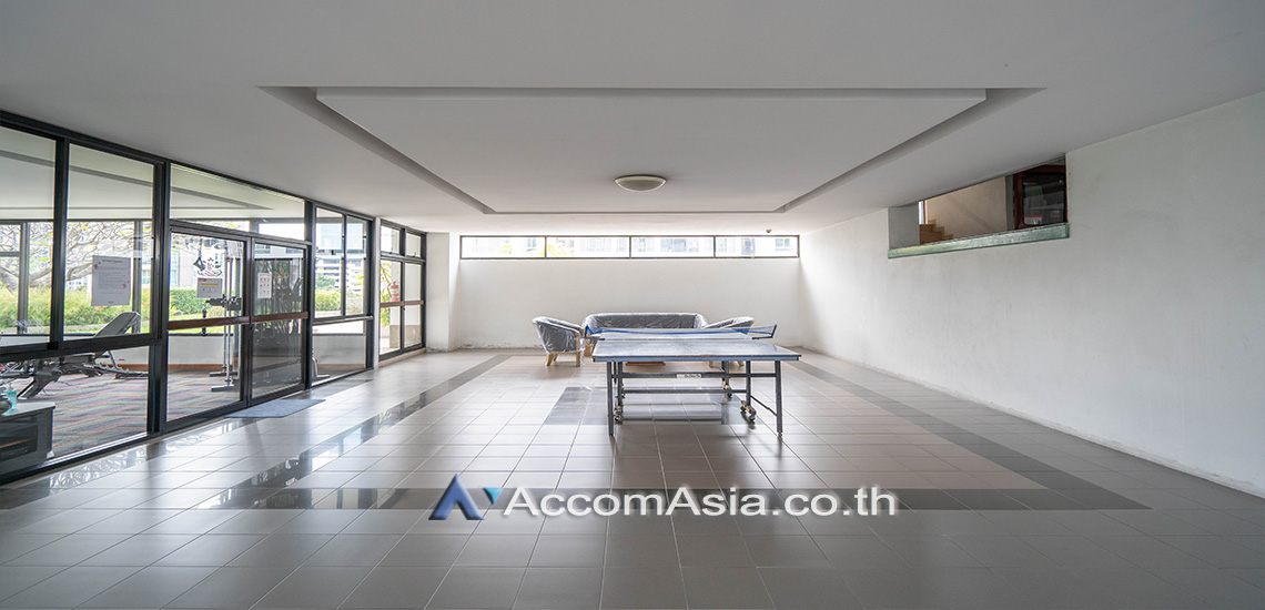  3 br Condominium for rent and sale in Sukhumvit ,Bangkok BTS Ekkamai at Regent On The Park 2 AA30112