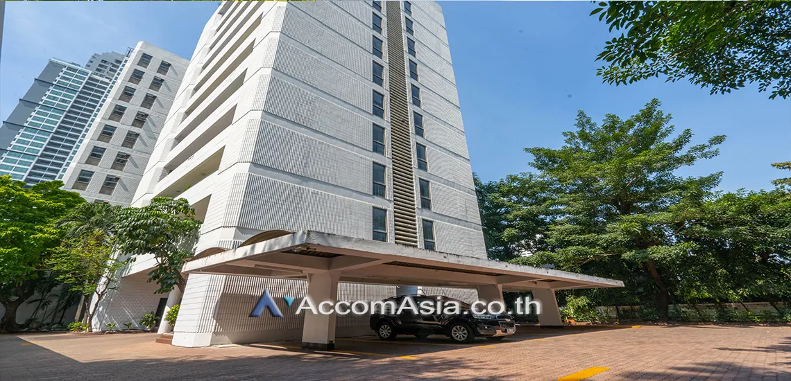  3 br Apartment for rent and sale in Sukhumvit ,Bangkok BTS Phrom Phong at Suite For Family AA45060