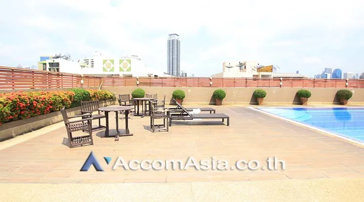  2 br Apartment For Rent in Sathorn ,Bangkok MRT Khlong Toei at Low rise Building AA30436