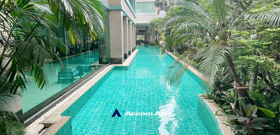 3 br Condominium For Rent in Ploenchit ,Bangkok BTS Chitlom at The Park Chidlom AA34477