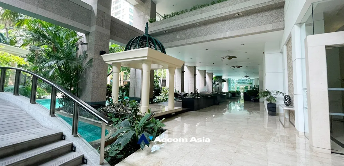 2 br Condominium For Rent in Ploenchit ,Bangkok BTS Chitlom at The Park Chidlom AA45318