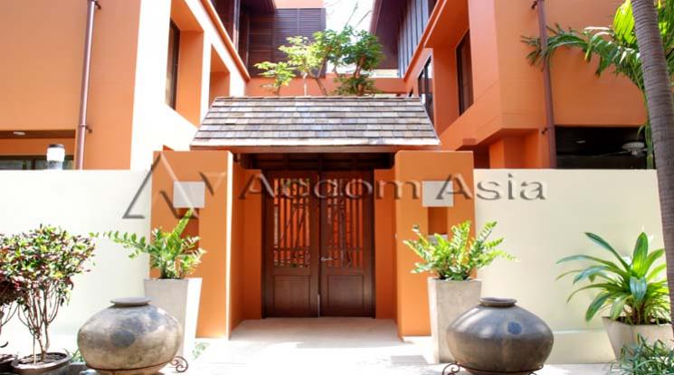  3 br House for rent and sale in Sukhumvit ,Bangkok BTS Phrom Phong at House in Compound 59532