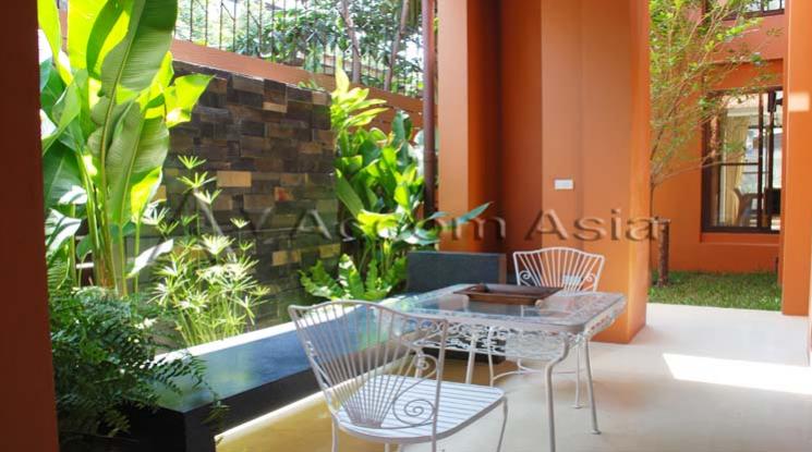  3 br House for rent and sale in Sukhumvit ,Bangkok BTS Phrom Phong at House in Compound 13001450