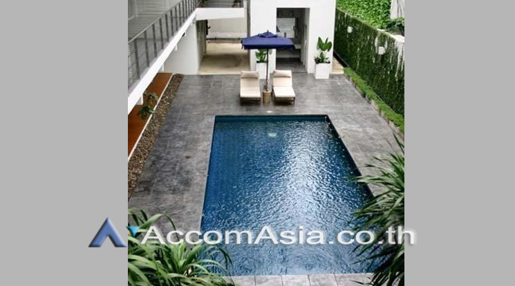  2 br Apartment For Rent in Silom ,Bangkok MRT Lumphini - BTS Sala Daeng at Boutique Style Building 110078