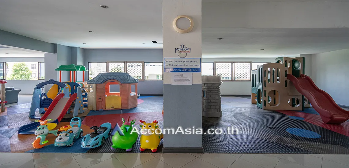  2 br Apartment For Rent in Sukhumvit ,Bangkok BTS Phrom Phong at Exudes classic comfort 1418458