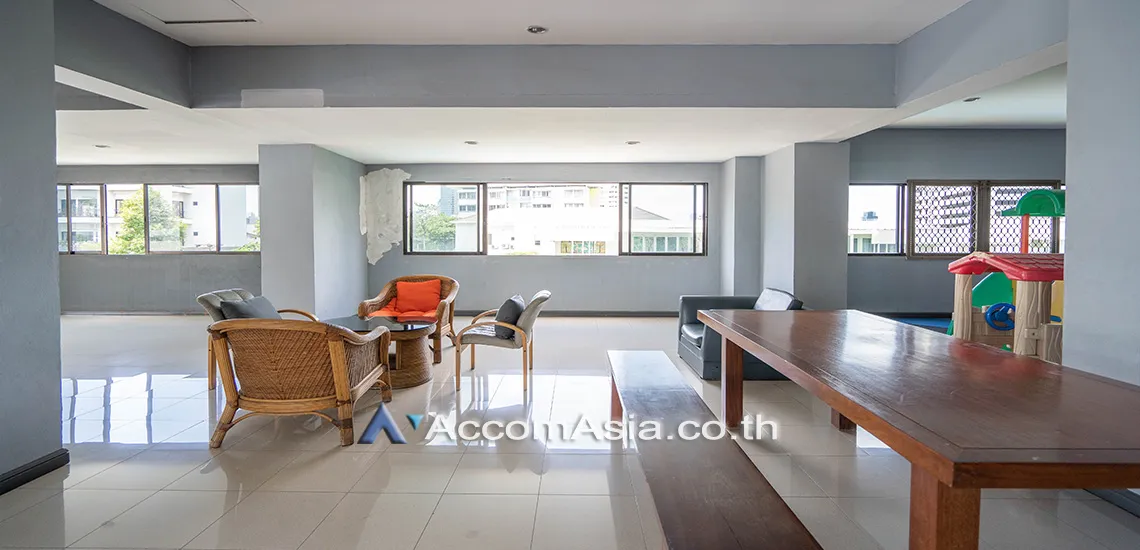  2 br Apartment For Rent in Sukhumvit ,Bangkok BTS Phrom Phong at Exudes classic comfort 1418459