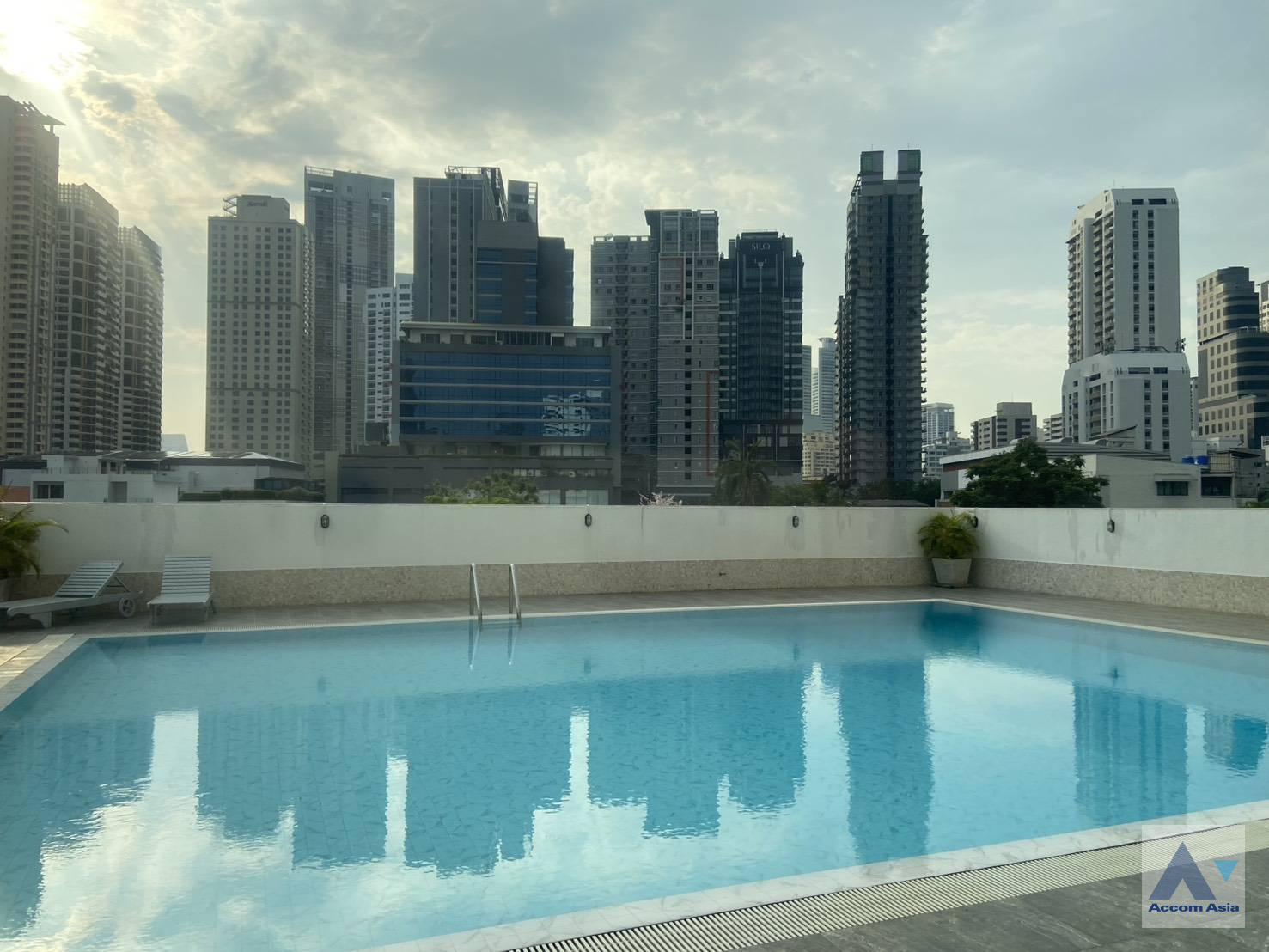  2 br Apartment For Rent in Sukhumvit ,Bangkok BTS Phrom Phong at Exudes classic comfort 1418460