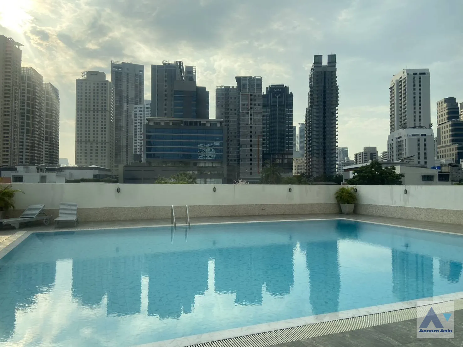 3 br Apartment For Rent in Sukhumvit ,Bangkok BTS Phrom Phong at Exudes classic comfort 10211