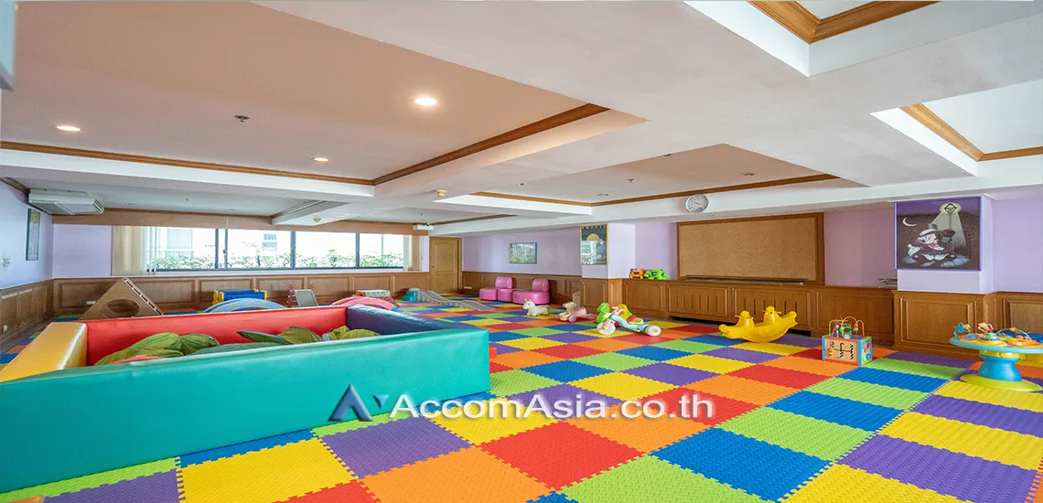  3 br Apartment For Rent in Sukhumvit ,Bangkok BTS Asok - MRT Sukhumvit at A Classic Style AA45191