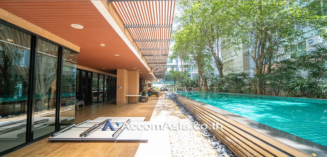  3 br Condominium for rent and sale in Ploenchit ,Bangkok BTS National Stadium at Pathumwan Oasis AA34059