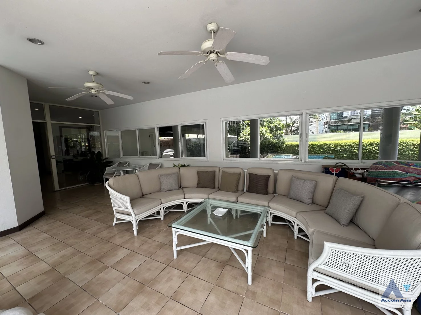  4 br Apartment For Rent in Ploenchit ,Bangkok BTS Ploenchit at Charming Style 1512369