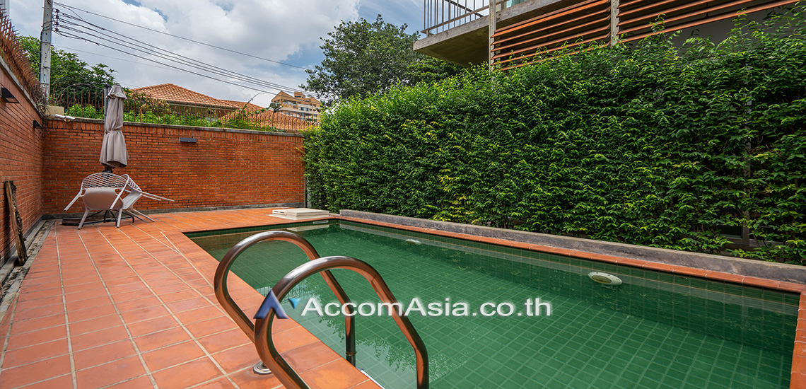  2 br Apartment For Rent in Sukhumvit ,Bangkok BTS Ekkamai at Green atmosphere 1416744