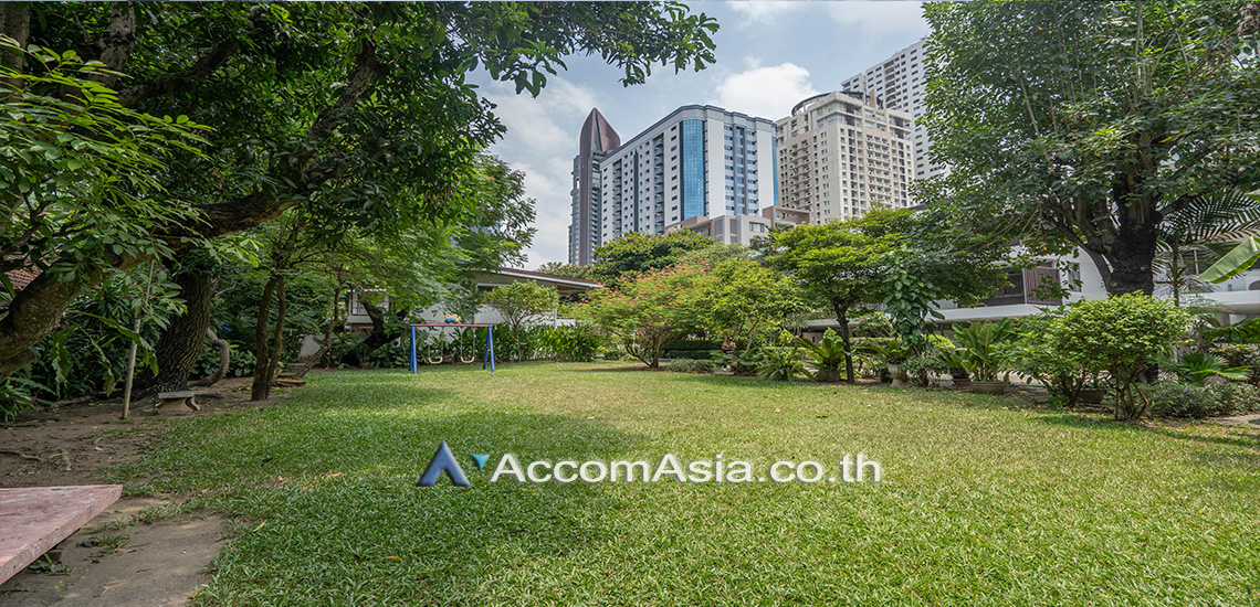  3 br Apartment for rent and sale in Sukhumvit ,Bangkok BTS Thong Lo at Greenery garden and privacy AA44083