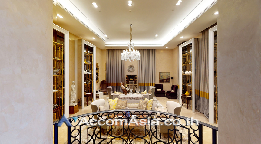  2 br Condominium For Sale in Sukhumvit ,Bangkok BTS Phrom Phong at The Diplomat 39 AA35262