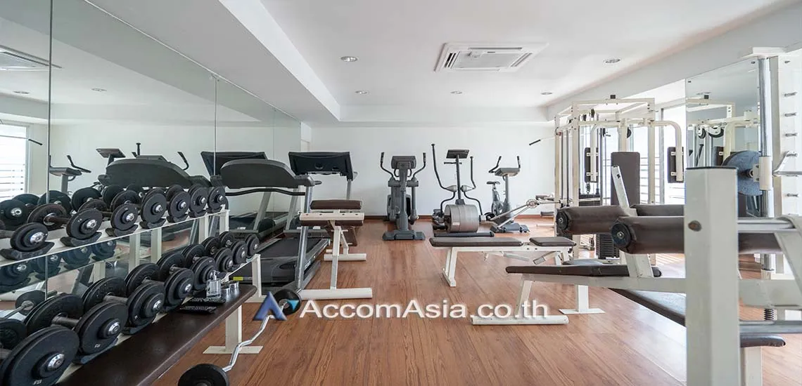  3 br Apartment For Rent in Sukhumvit ,Bangkok BTS Nana at Quiet and Peaceful  13002351