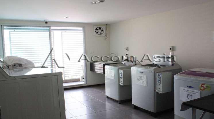  2 br Condominium For Rent in Silom ,Bangkok BTS Chong Nonsi at Service Apartment For Rent 1514359