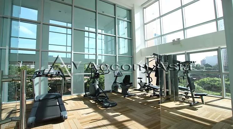  2 br Condominium For Rent in Charoen Nakhon ,Bangkok BTS Krung Thon Buri at Villa Sathorn AA44535
