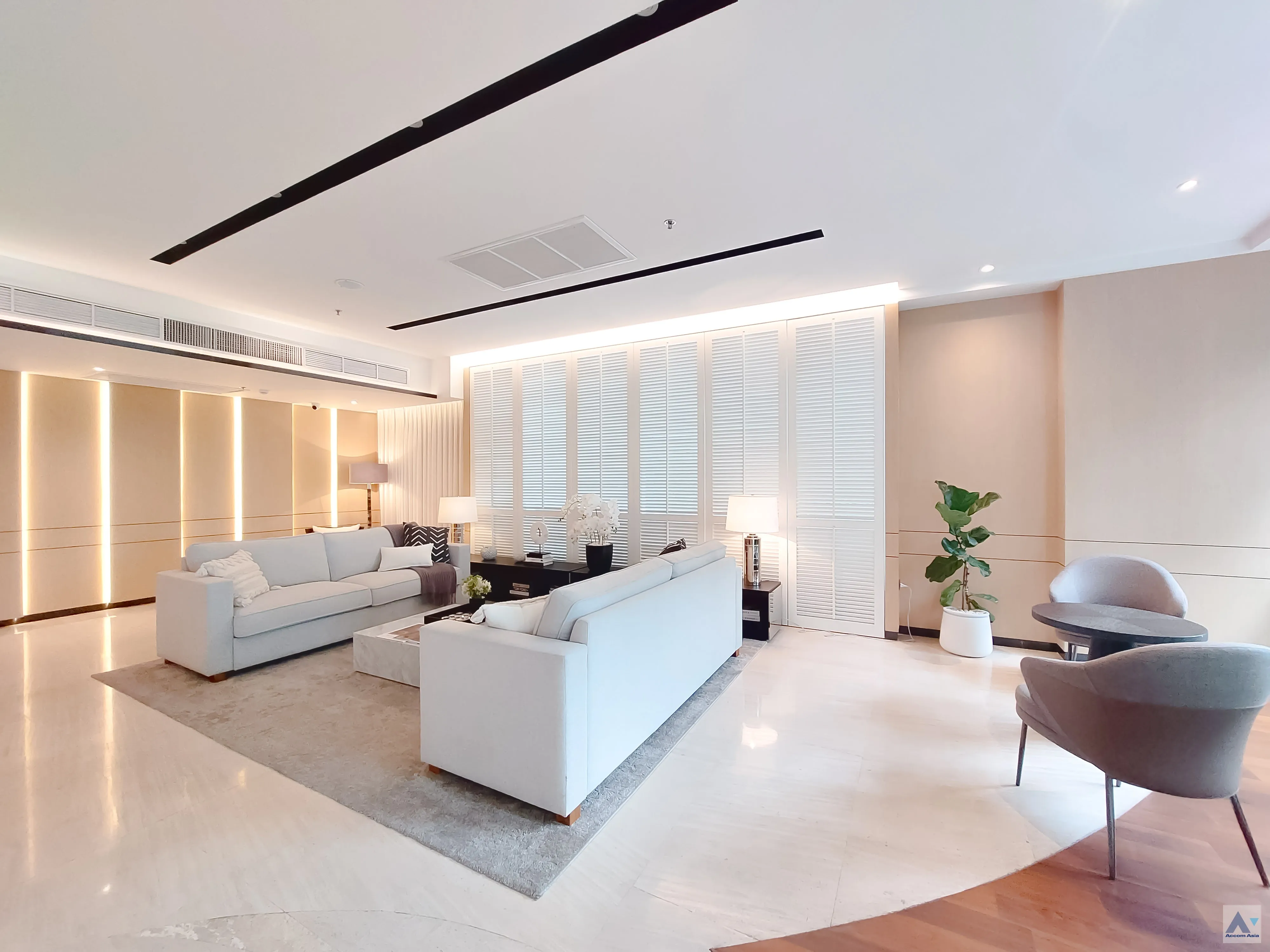  4 br Condominium For Rent in Ploenchit ,Bangkok BTS Ratchadamri at Baan Ratchadamri AA36540