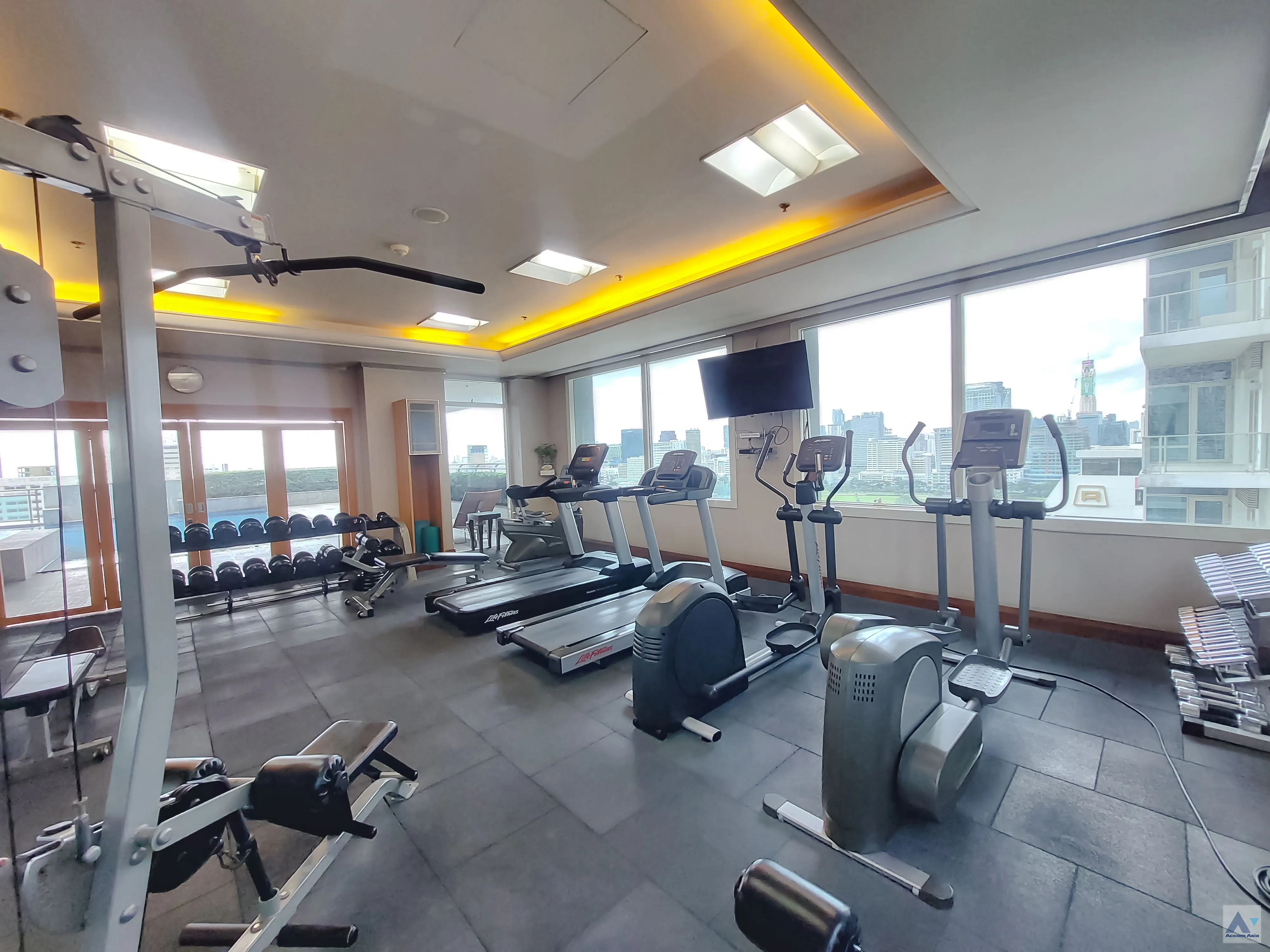  4 br Condominium For Rent in Ploenchit ,Bangkok BTS Ratchadamri at Baan Ratchadamri 1519905