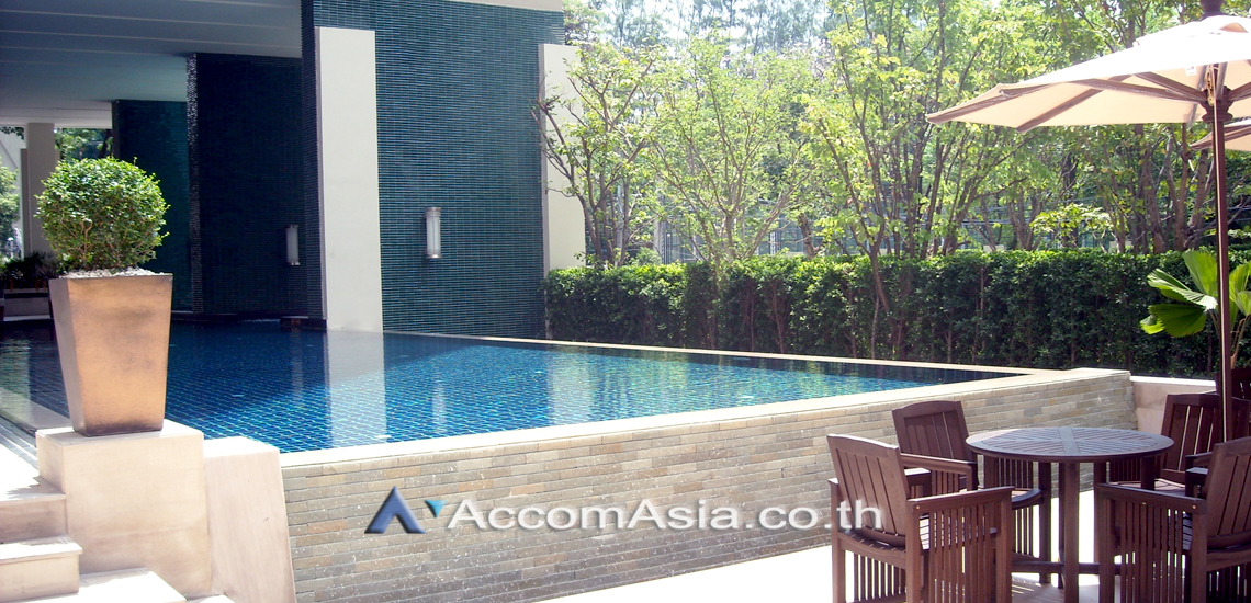  2 br Condominium For Rent in Ploenchit ,Bangkok BTS Chitlom at The Address Chidlom AA46037