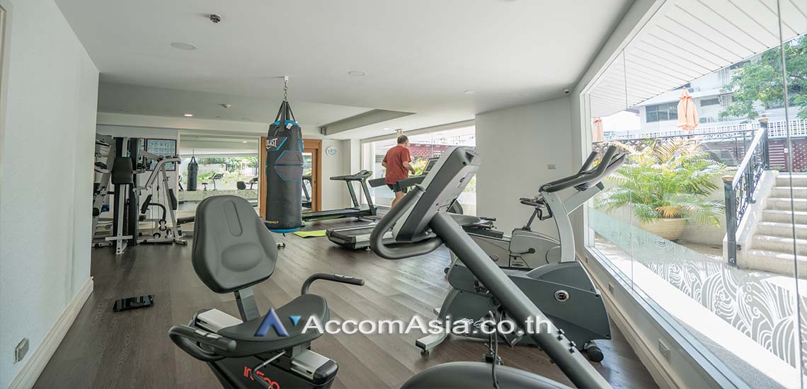  2 br Apartment For Rent in Sukhumvit ,Bangkok BTS Phrom Phong at Classic Style - High Standard Apartment in a Prime Location AA42505