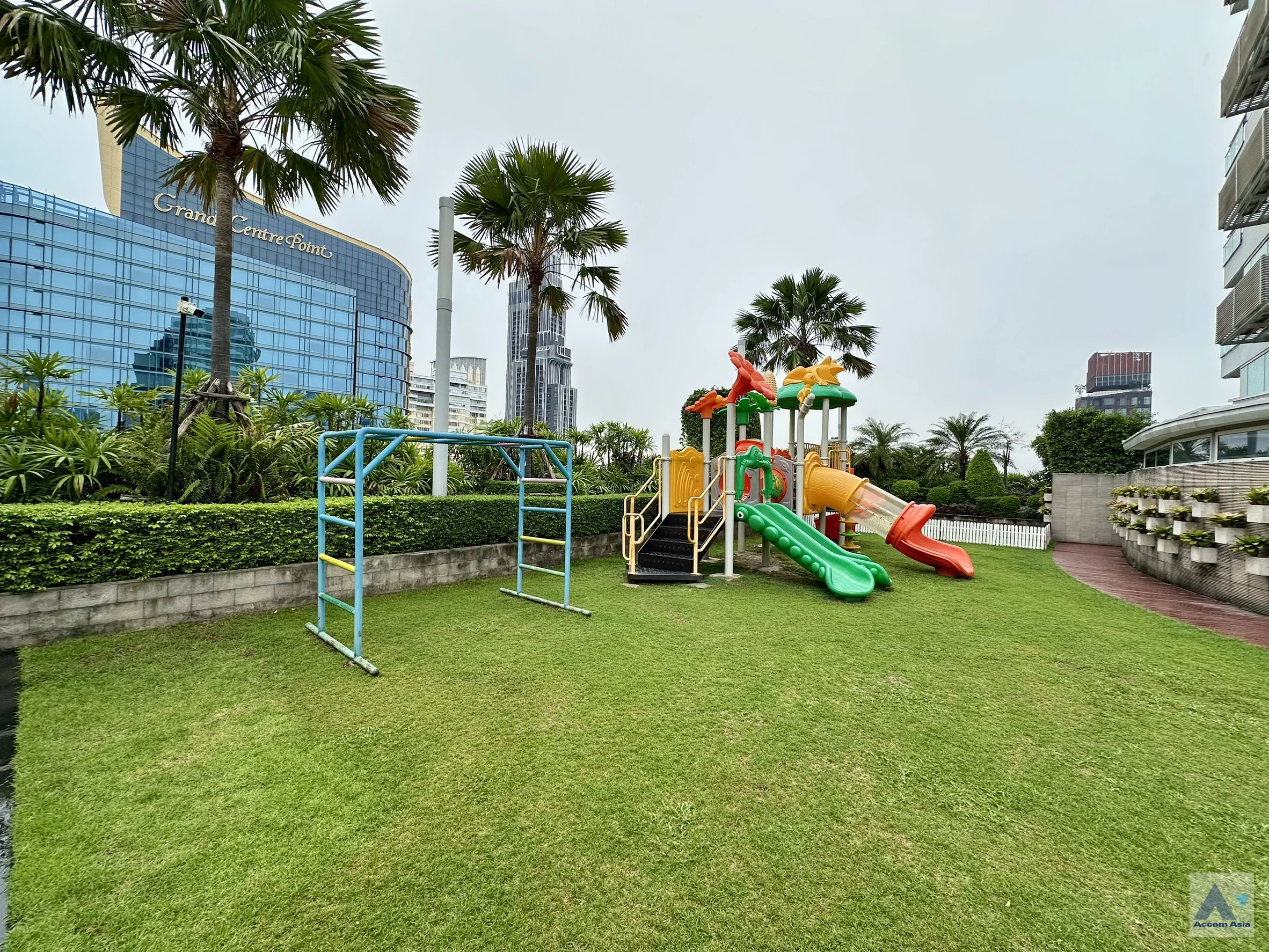  2 br Condominium For Sale in Sukhumvit ,Bangkok BTS Thong Lo at Eight Thonglor Residence AA40458
