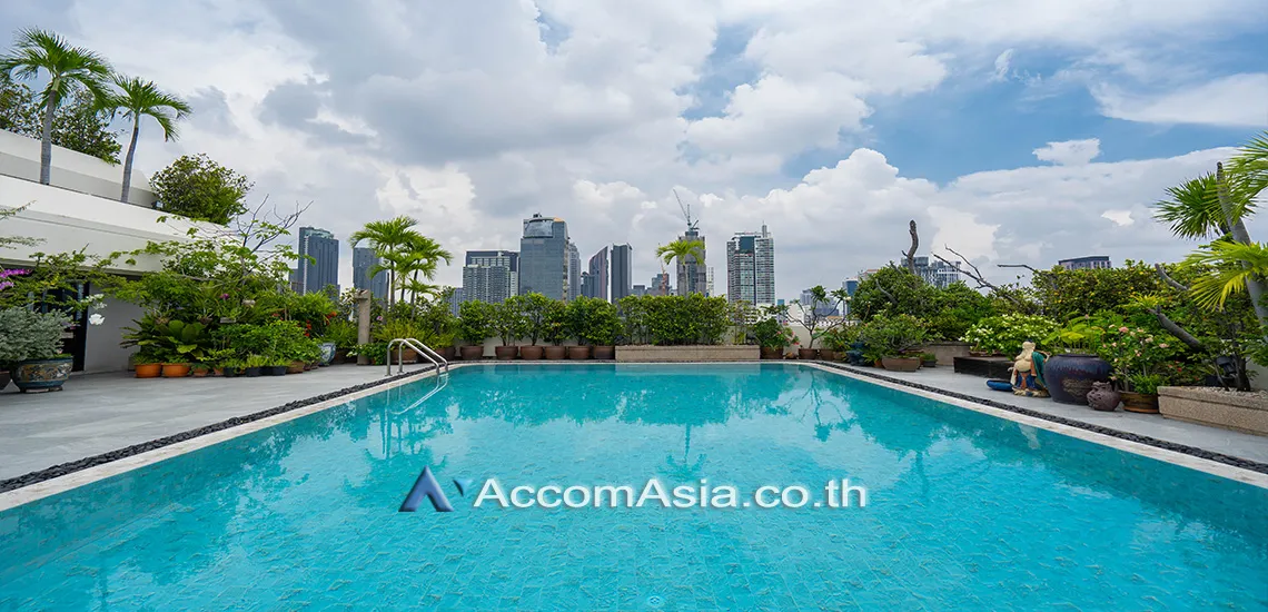  3 br Apartment For Rent in Sukhumvit ,Bangkok BTS Ekkamai at A peaceful location AA31187