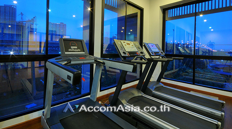  4 br Condominium For Rent in Sukhumvit ,Bangkok BTS Phra khanong at Vista Garden Prestige AA20455