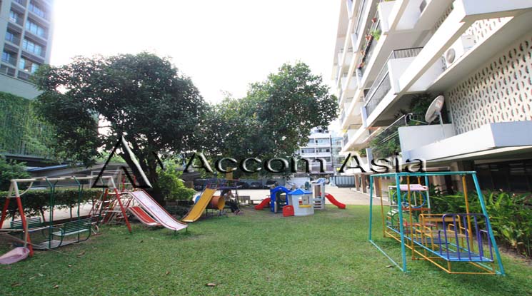  3 Classical Architecture - Apartment - Sukhumvit - Bangkok / Accomasia