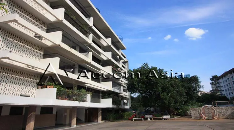  3 br Apartment for rent and sale in Sukhumvit ,Bangkok BTS Thong Lo at Classical Architecture 1417953