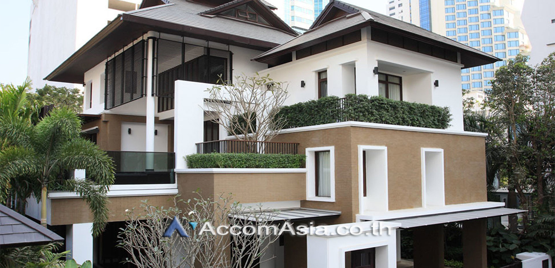  1  4 br House for rent and sale in Sukhumvit ,Bangkok BTS Asok - MRT Sukhumvit at House with pool Exclusive compound AA22093
