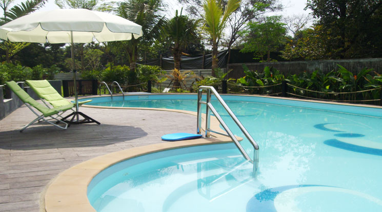  4 br House For Rent in Ratchadaphisek ,Bangkok  at Peaceful Compound AA11236