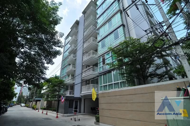  3 br Condominium for rent and sale in Sukhumvit ,Bangkok BTS Nana at Siri on 8 AA20004